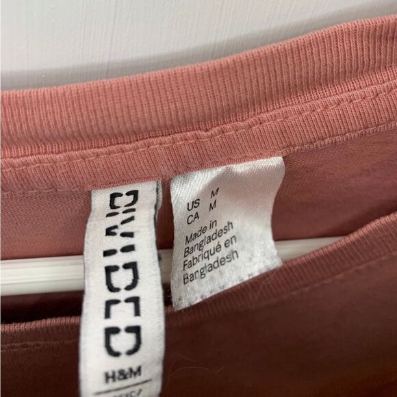 Divided‎ Medium Mauve Shirt - Picture 3 of 4